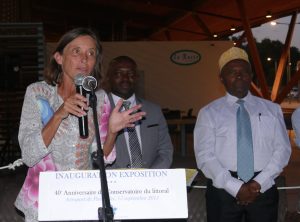 Odile Gauthier entourée de Bourouhane Allaoui et Fadul Ahmed Fadul