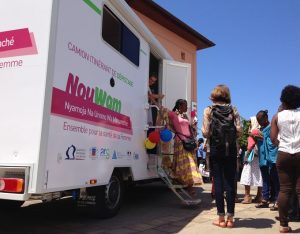 Le camion médicalisé débute ses tournée le mercredi 9 septembre à Passamainty (Photo: Isabelle Bonillo)