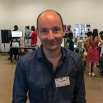 Portrait d'un homme souriant
