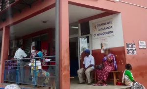 AME, AMU, Sénat, Gérald Darmanin, Mayotte, dispensaires, vaccination, 