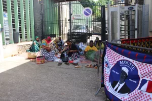 Immigration, migrants, demandeurs, asile, blocage, forces vives