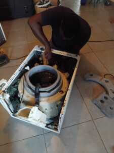 Mayotte, entreprise, recyclage, Ibrahim, SOA, réparation, électroménager,