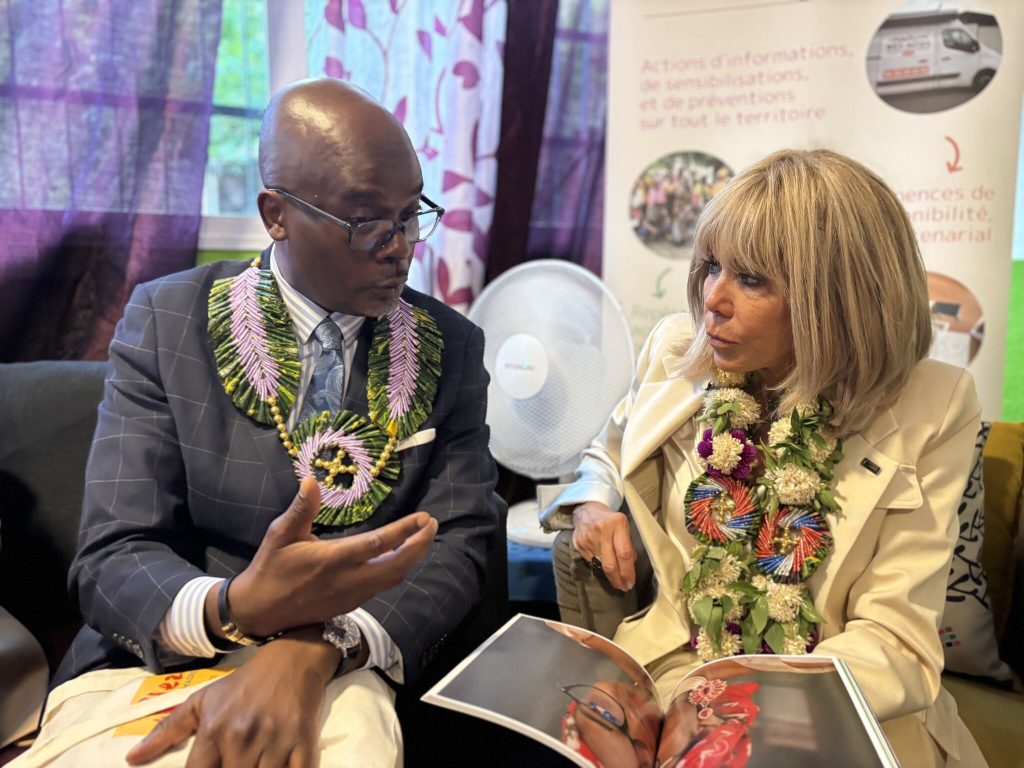 Visite officielle, Brigitte Macron, Maison des Adolescents, Mlezi Maore, Mayotte, jeunesse