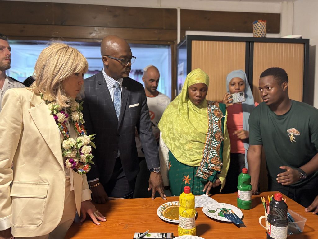 Visite officielle, Brigitte Macron, Maison des Adolescents, Mlezi Maore, Mayotte, jeunesse