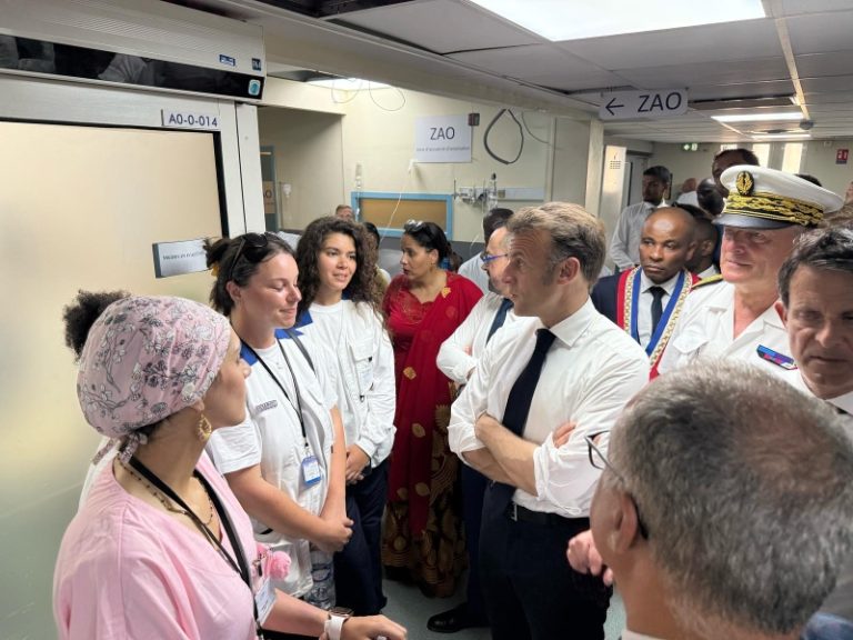 VO, visite officielle, Mayotte, Emmanuel Macron, avion présidentiel,