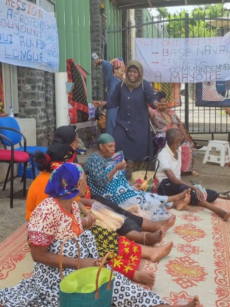 blocage, préfecture, collectif citoyens de Mayotte, loi programmation