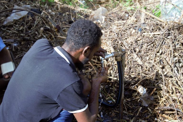exilés, migrants, camp, Tsoundzou 2, Mayotte