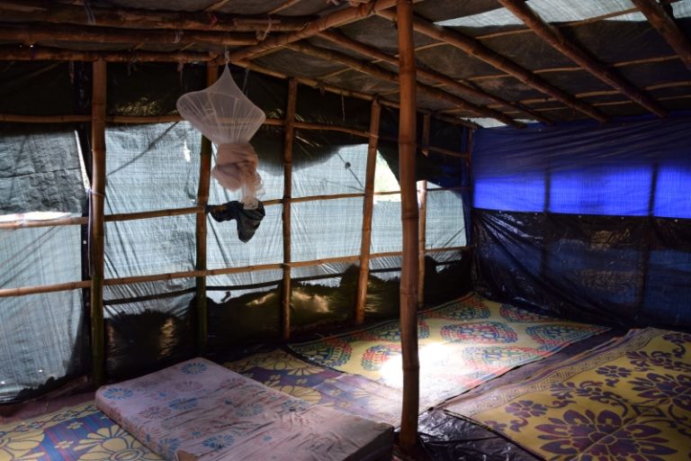 exilés, migrants, camp, Tsoundzou 2, Mayotte