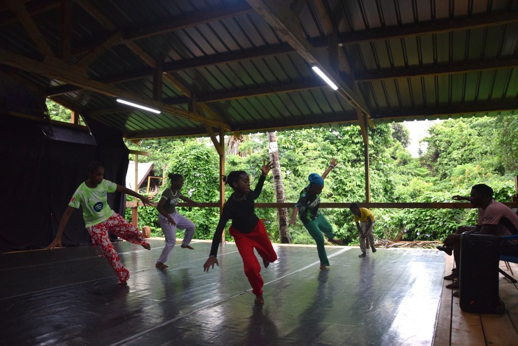 Hip Hop Evolution, Paradis des Makis, Mayotte