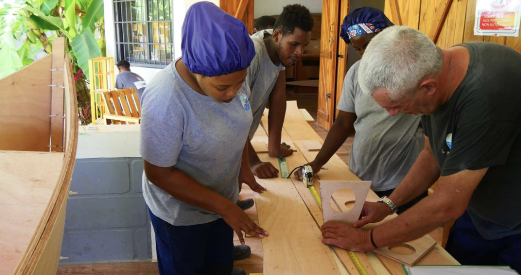 Mayotte, pirogue, Laka, chantier, réinsertion, patrimoine,