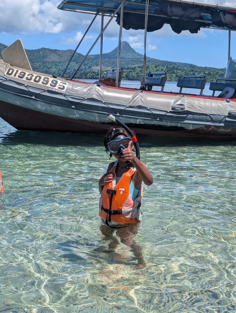 Ceta’Maore, lagon, enfants, collégiens, non-scolarisation, découverte, mammifères marins, bateaux, ambassadeurs lagons, Mayotte