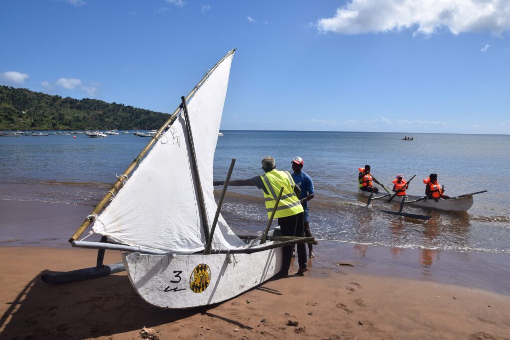 Mtsamboro, pirogues, tradition, artisanat, découverte, lagon, ADINM, Mayotte