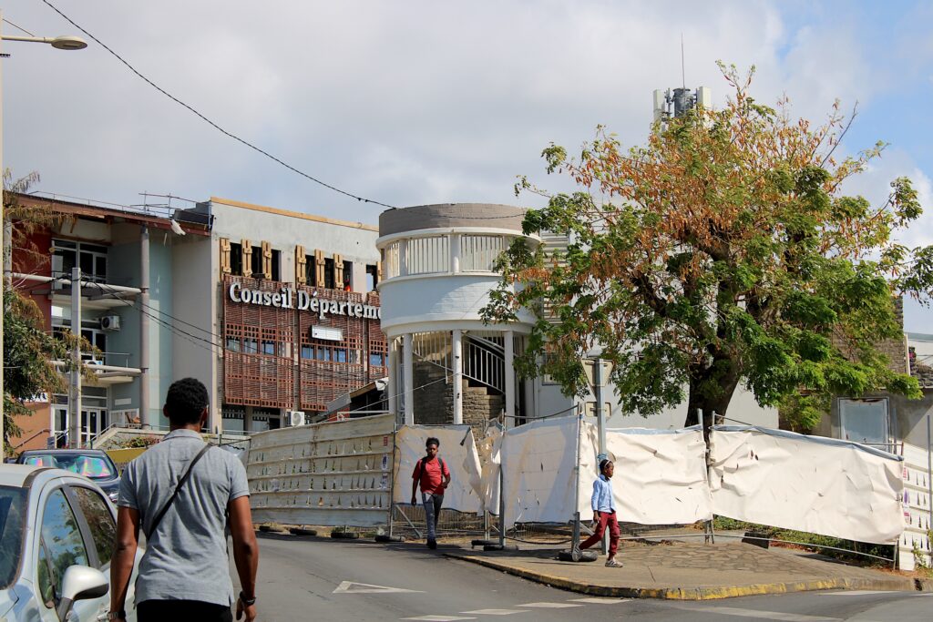 Mayotte, travaux, conseil départemental, chaleur, passants, habitants, 