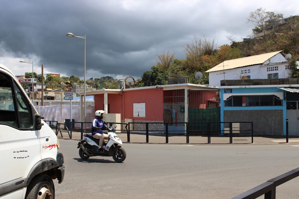 Mayotte, Mamoudzou, Mtsapéré, scooter, circulation, 