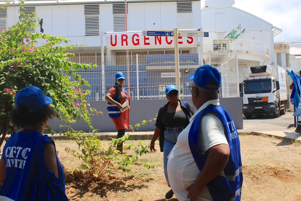 Mayotte, CHM, grève, brancardiers, ambulanciers, 