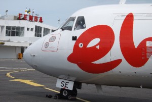 L'ATR d'Ewa sur le tarmac de pemba