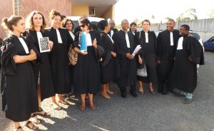 Le rassemblement des avocats de Mayotte lors d'une journée de grève le jeudi 26 juin
