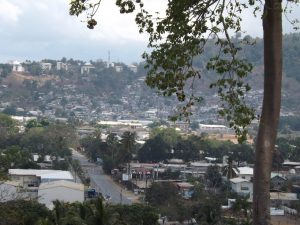 Le quartier de Kaweni vu depuis Hamaha