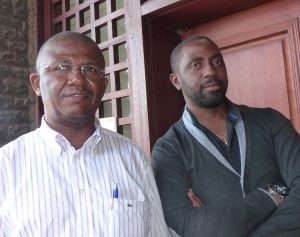 Le président de la Ligue de foot Boinariziki et son directeur Tima-Elombo