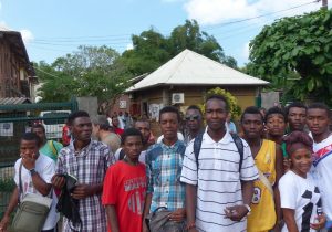 Lycée dzoumogné élèves manifestants