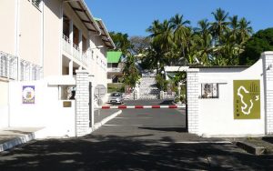 L'entrée du DLEM à Dzaoudzi