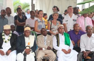 Les dignitaires religieux et la société civile