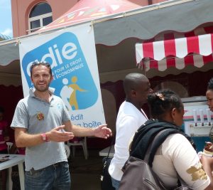 Jérôme Trinelle manage son marché du microcrédit