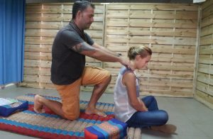 Découverte du massage traditionnel thaï avec Damien Boireaux