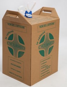 Le carton de recyclage distribué aux 18 pharmacies libérales de Mayotte