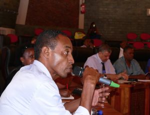 Dani Salim interpellait une nouvelle fois sur la loi littoral