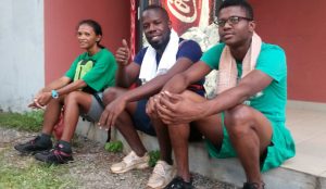 Yann et Mohamed vont découvrir le Mont Bénara à l'occasion de cette marche, avec une certaine appréhension