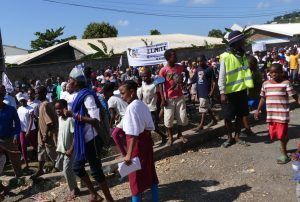Titis et bacocos (jeunes et vieux), mobilisés