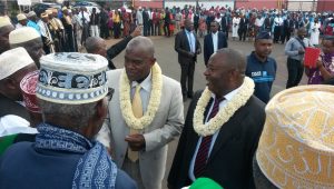 Le président Soibahadine présenté par Mohamed Bacar, le maire de Tsingoni, ce jeudi matin
