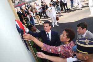 Avec George Pau-Langevin, la ministre des Outre-mer, au RSMA à La Réunion, ce jeudi 11 juin