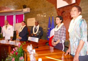 Le Premier ministre en déplacement avec les ministres de l'Education nationale et des Outre-mer 
