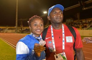 Nasrane Bacar médaillée hier avec Ali Soultoini médaillé aujourd'hui (Crédits photo: Dir Com CD)