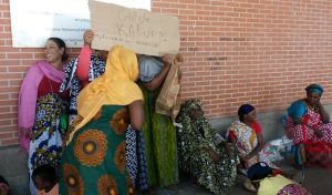 Mobilisation de mamans de Kawéni ce jeudi matin sur la place de la République à Mamoudzou
