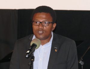 Jacques-Martial Henry encourage les musiciens de l'île à intégrer le Nosy Be Symphonies