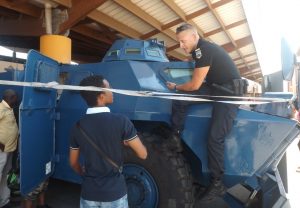 L'engin blindé de la gendarmerie attrire toujours autant