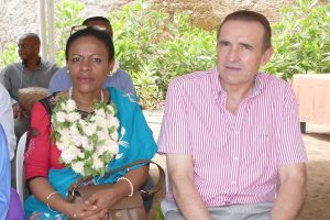 Anchya Bamana aux côtés du nouveau DGS du Sieam Michel Jousset