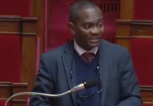 Ibrahim Aboubacar cette nuit à l'Assemblée nationale (Photo D.R.)