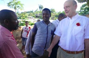 Échanges avec les habitants de Kawéni (Mayotte) au chômage