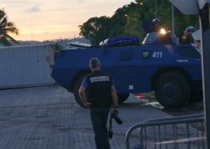 Deux blindés pour débloquer le port de Longoni jeudi soir