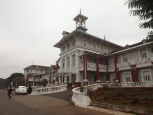 L'hôtel des thermes à Antsirabé où ont été déportés les souverains du maroc sous la période coloniale (Image JDM tous droits réservés)