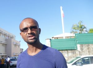 Idouhane Ibrahim fait part du sentiment d'abandon des habitants de Kawéni