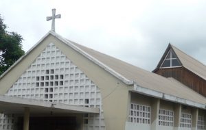 église