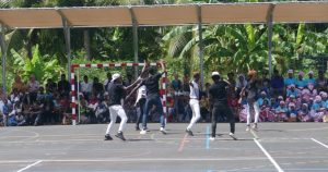 Du break dance pour inaugurer le plateau sportif
