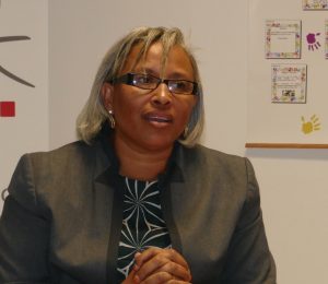 Roukia Lahadji exige des logements décents