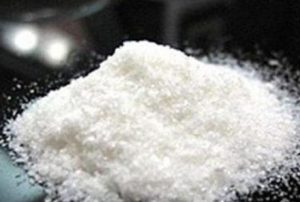 La poudre blanche, cannabis de synthèse communément appelée "chimique" (image: gendarmerie)