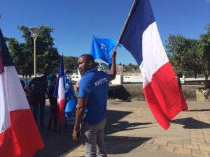D'anciens sportifs des JIOI parmi les manifestants pour les couleurs françaises aux Jeux de la CJSOI